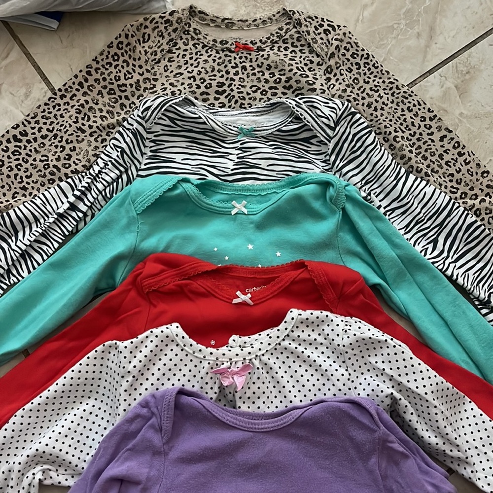 6 long sleeve onsies